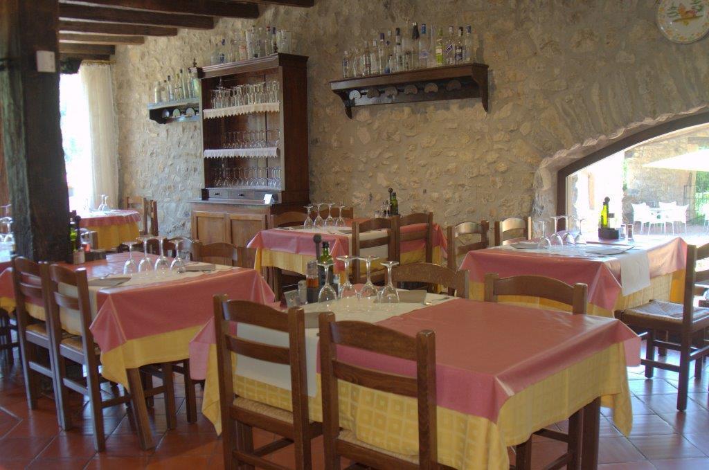 Hostal De La Rovira Oix Exterior foto
